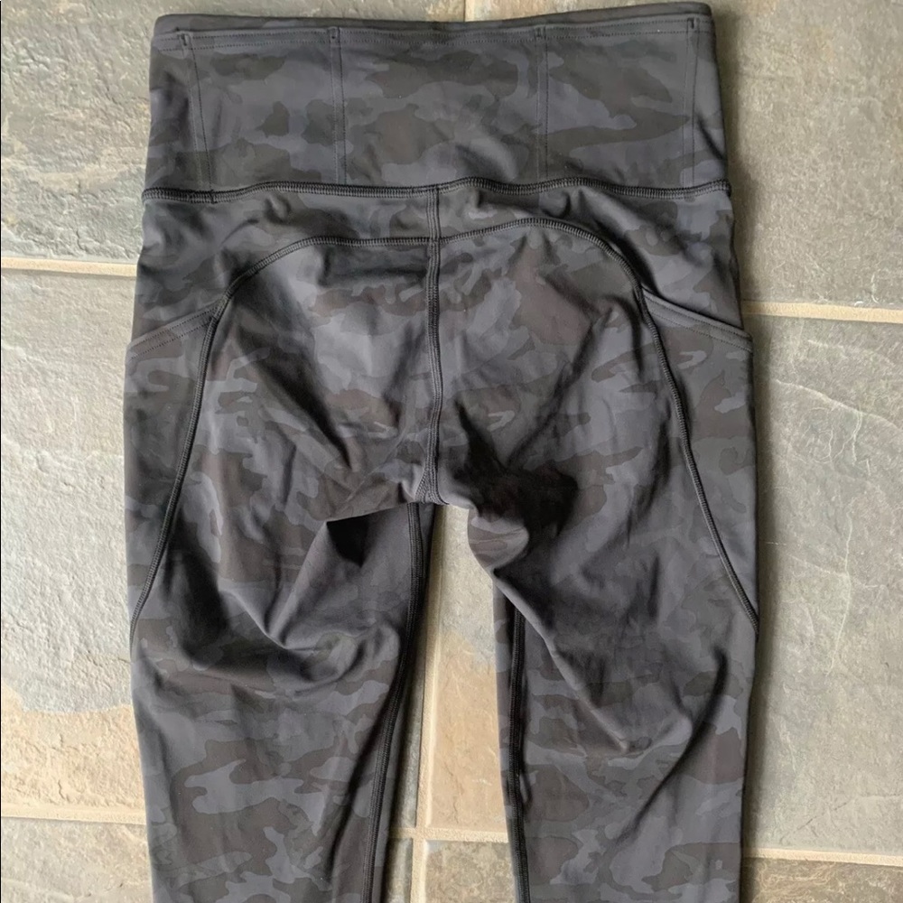 Lululemon Dark Carbon 7/8 Fast & Free Camo Bundle - Picture 4 of 10